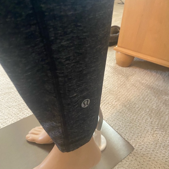 Cropped Black Harem Pants - Picture 2 of 4